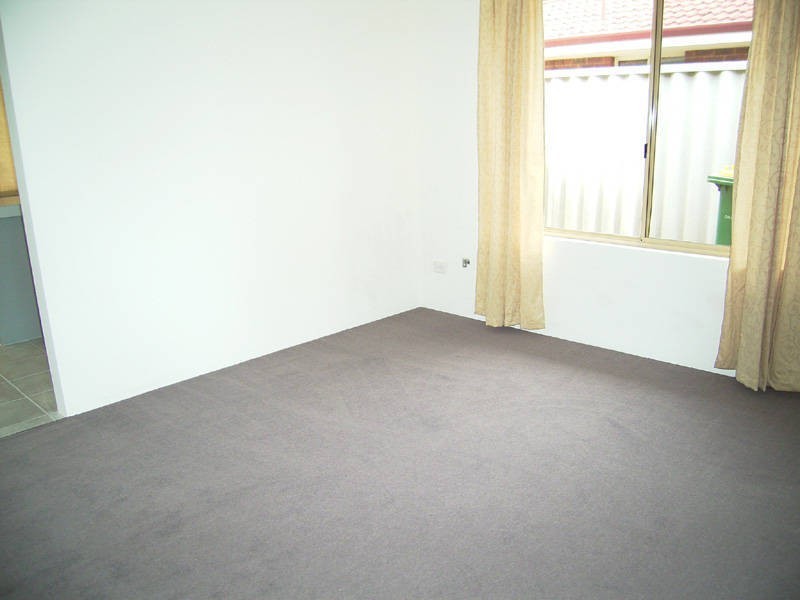 11 Pallarup Grove, Waikiki WA 6169