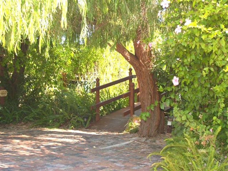 2 Smythe Street, Rockingham WA 6168