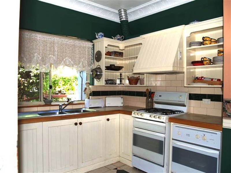 2 Smythe Street, Rockingham WA 6168