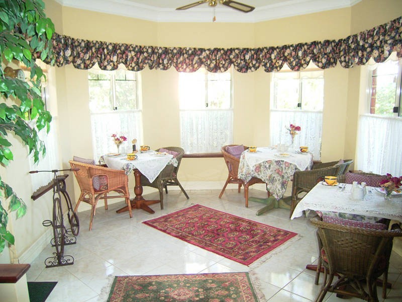 2 Smythe Street, Rockingham WA 6168