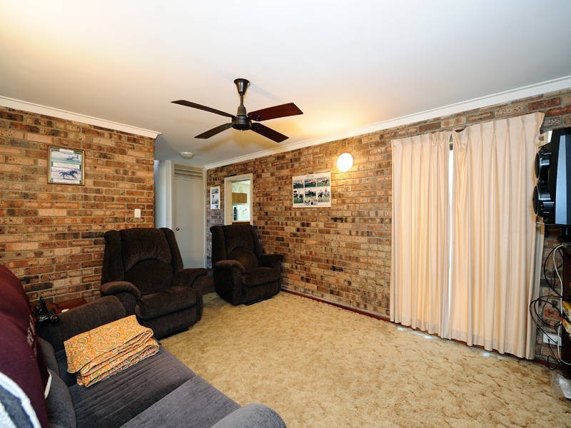 1/7 Fisher Street, Rockingham WA 6168