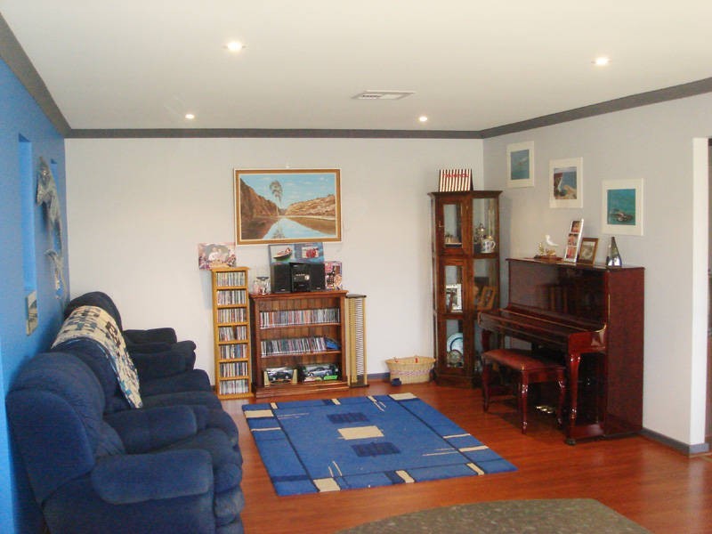 15 Windermere Way, Waikiki WA 6169