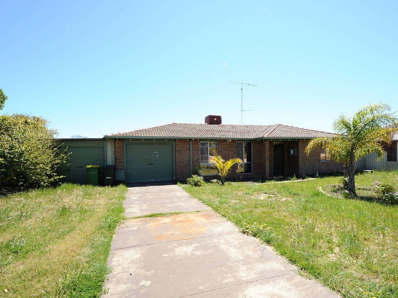 3 Carey Place, Cooloongup WA 6168