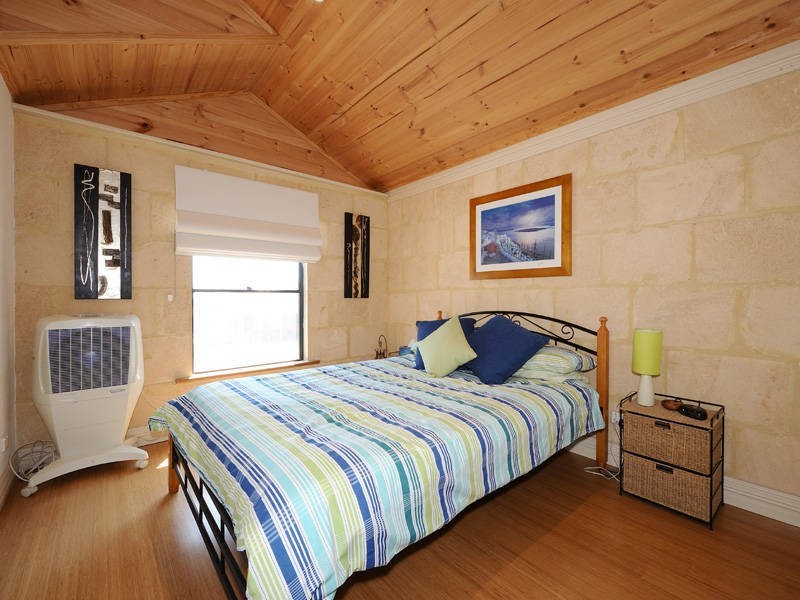 7A Radford Place, Safety Bay WA 6169