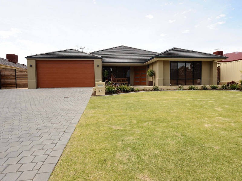 37 Tuomey Follows, Baldivis WA 6171