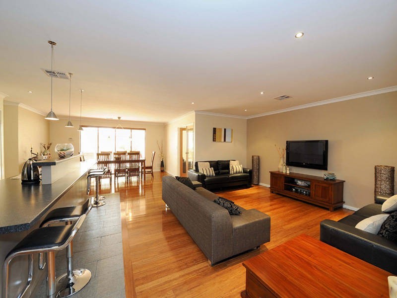 37 Tuomey Follows, Baldivis WA 6171