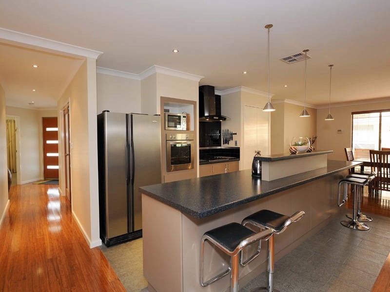 37 Tuomey Follows, Baldivis WA 6171