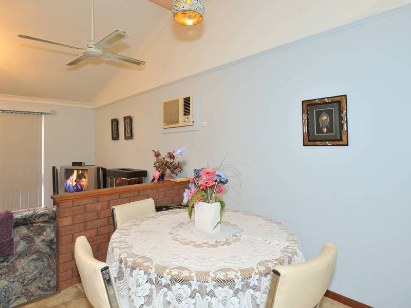 40 Haselmere Circus, Rockingham WA 6168