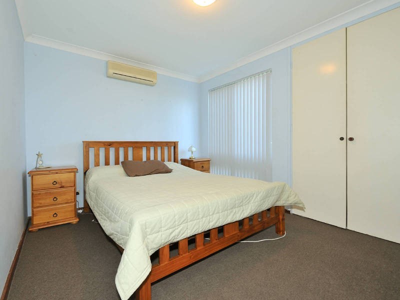 40 Haselmere Circus, Rockingham WA 6168