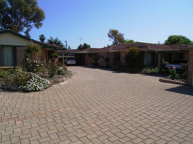 4/17 Casilda Place, Cooloongup WA 6168