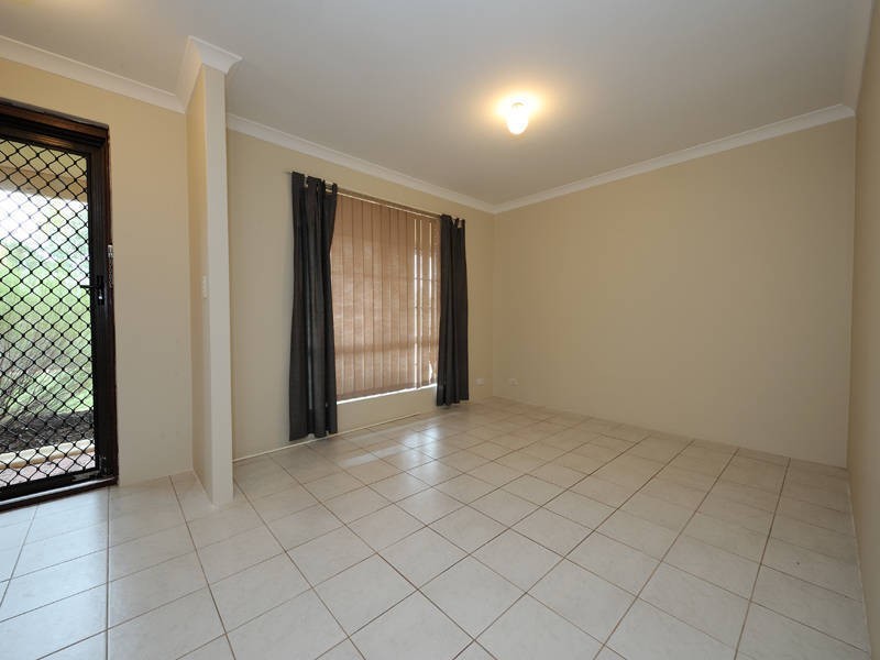 40 Fairview Drive, Waikiki WA 6169