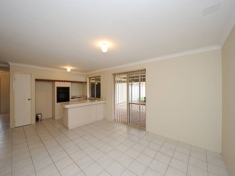 40 Fairview Drive, Waikiki WA 6169