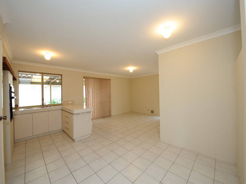 40 Fairview Drive, Waikiki WA 6169