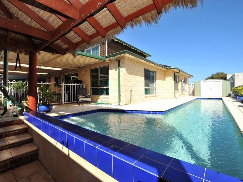 23 Paperbark Mews, Warnbro WA 6169