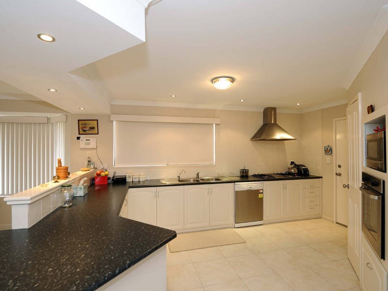 19 Ambleside Parade, Waikiki WA 6169