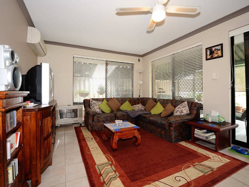 13 Mackay Place, Cooloongup WA 6168