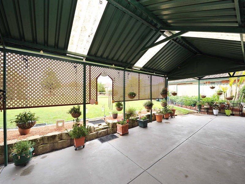13 Mackay Place, Cooloongup WA 6168