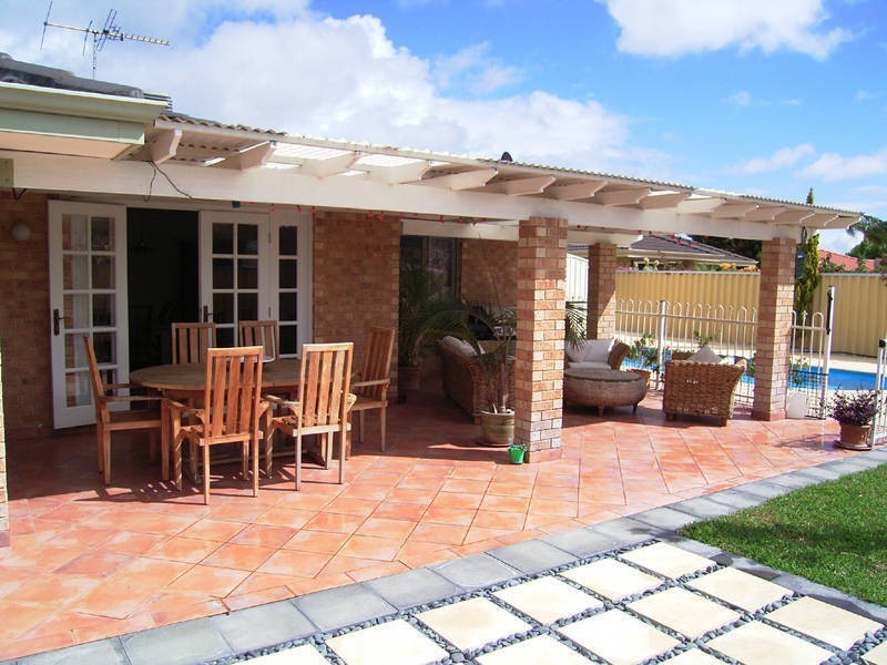 622 Safety Bay Road, Waikiki WA 6169