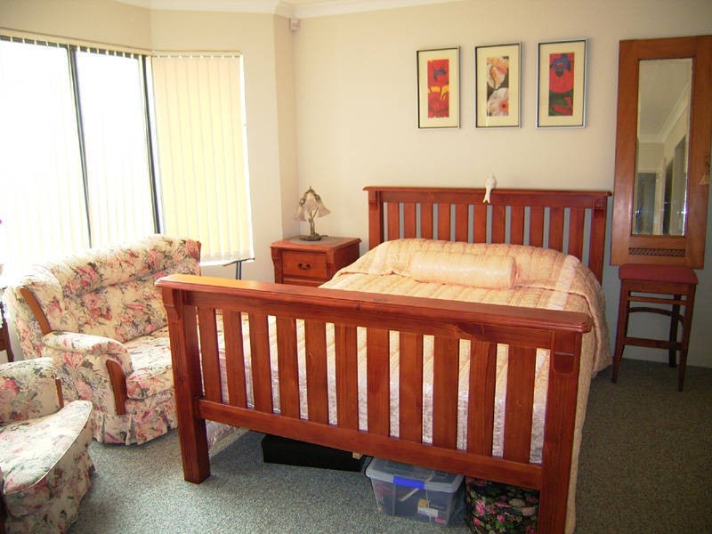 1/10 Hymus Street, Rockingham WA 6168