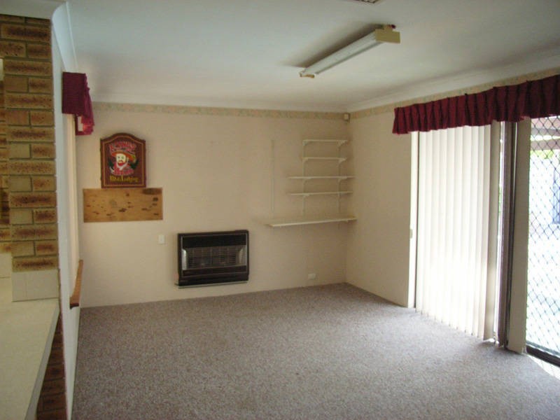 44 Council Avenue, Rockingham WA 6168