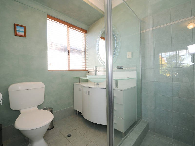 7 Silvertop Circle, Warnbro WA 6169