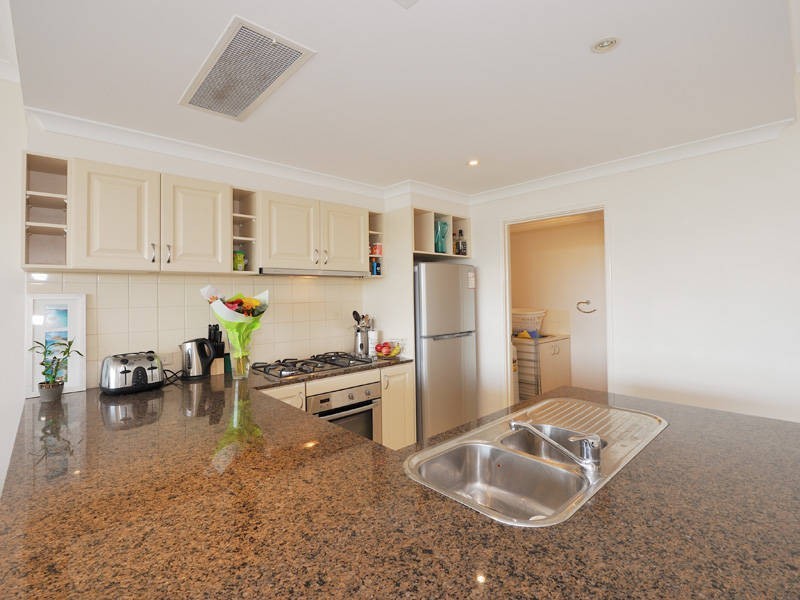 10/43 Rockingham Beach Road, Rockingham WA 6168