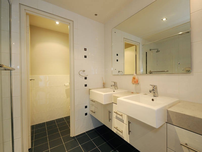 4/61 Rockingham Beach Road, Rockingham WA 6168