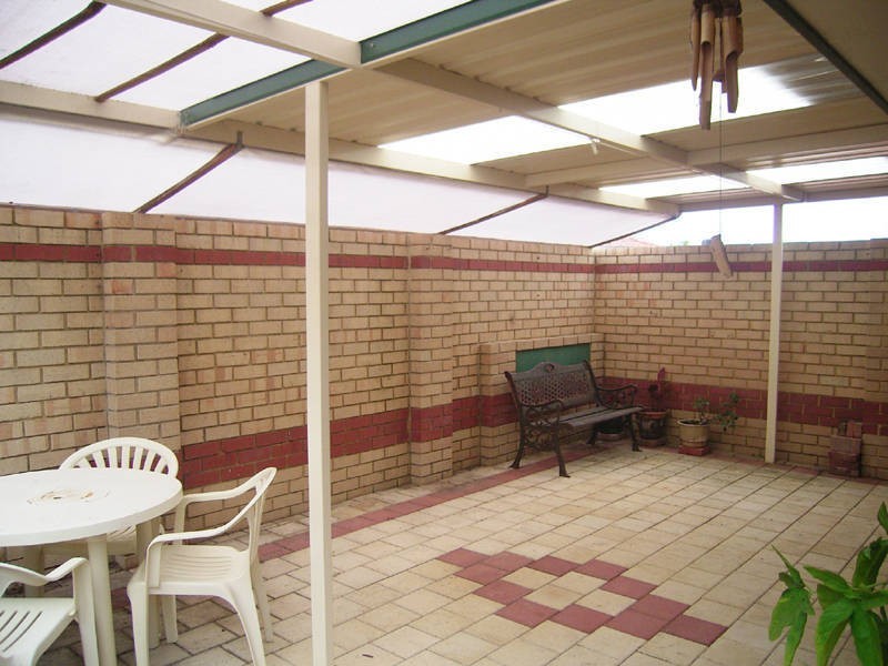 11/6 Elanora Drive, Cooloongup WA 6168