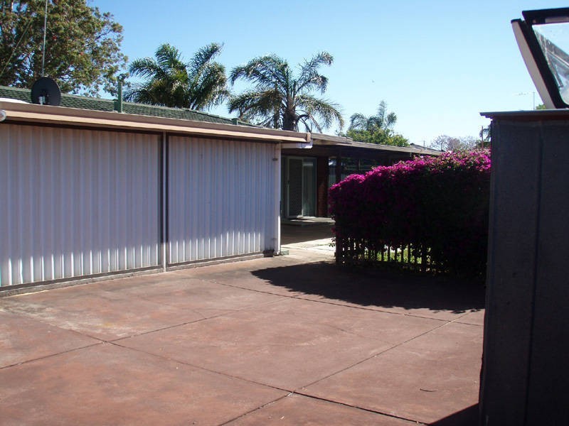 27 Orion Street, Rockingham WA 6168