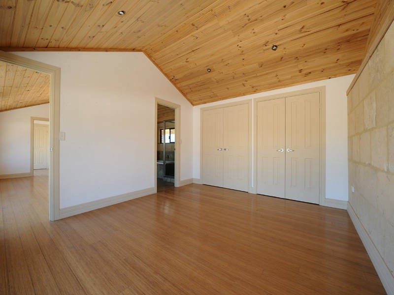 2/130A Parkin Street, Rockingham WA 6168