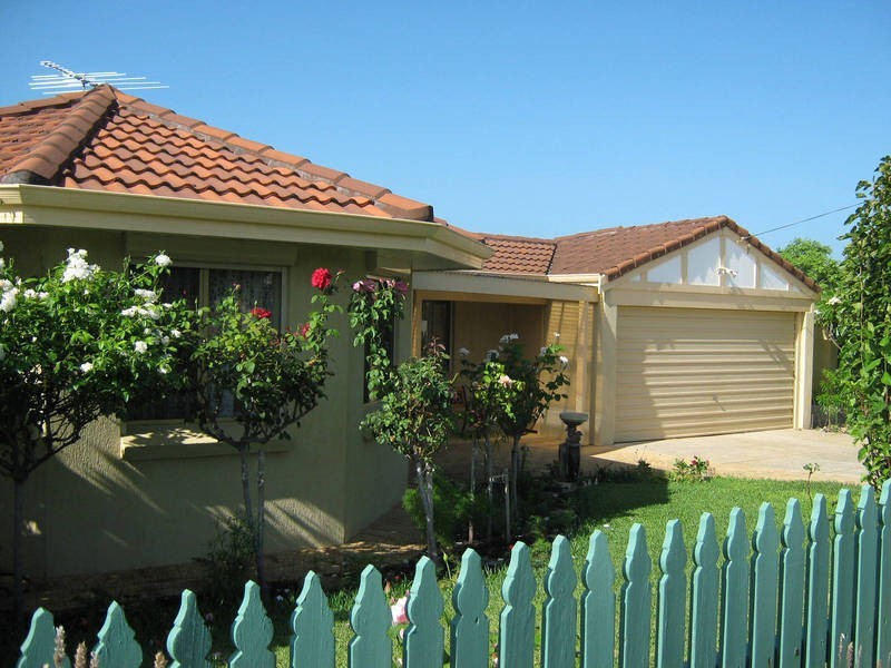 41 Elswick Street, Safety Bay WA 6169