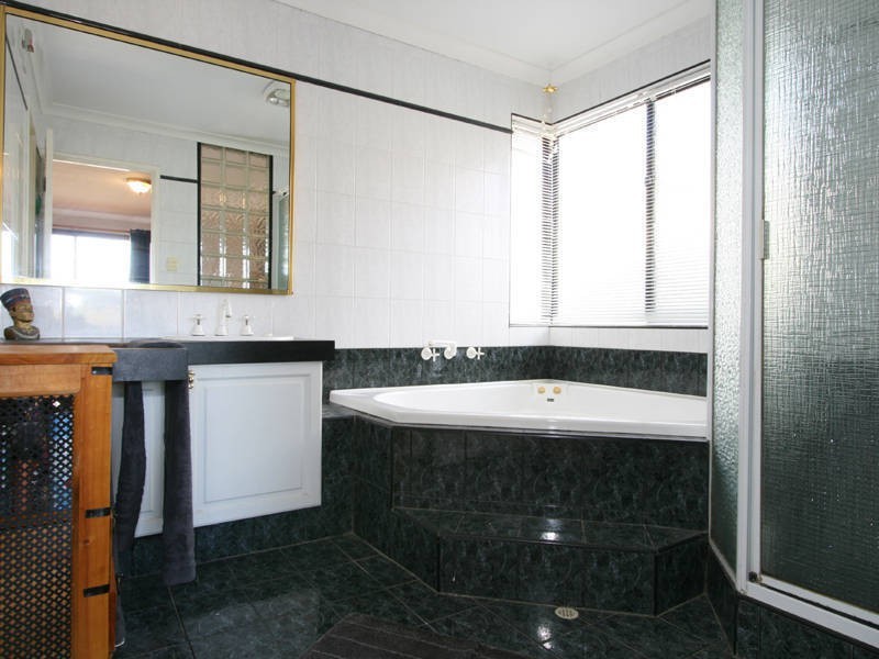 12 Rochefort Retreat, Port Kennedy WA 6172