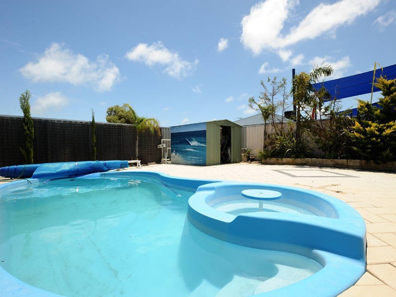 28 Pimento Circle, Port Kennedy WA 6172