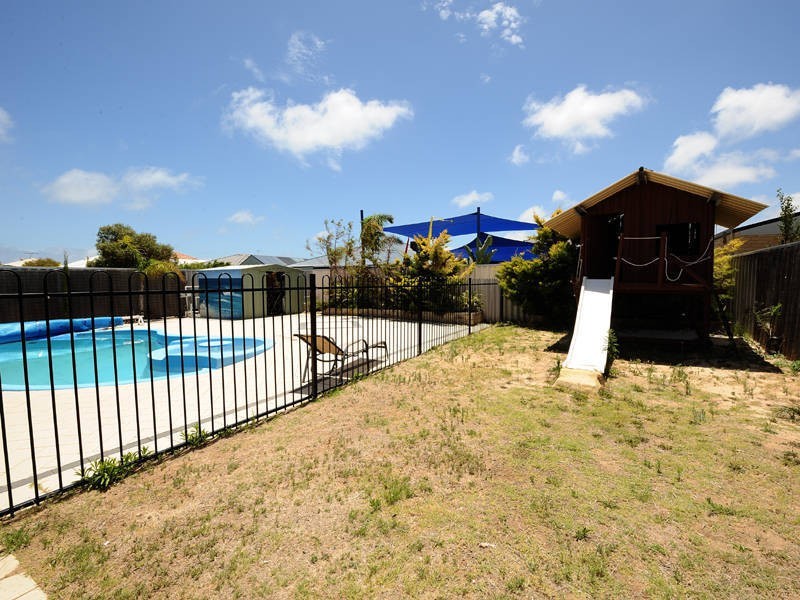 28 Pimento Circle, Port Kennedy WA 6172
