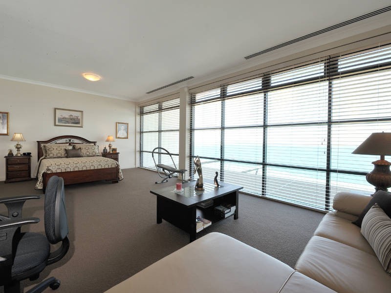 31/43 Rockingham Beach Road, Rockingham WA 6168