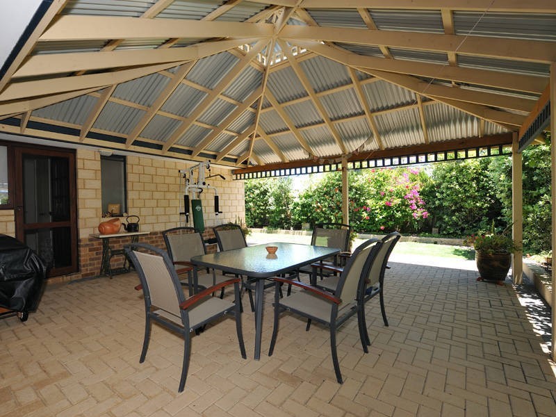 11 Villefranche Rise, Port Kennedy WA 6172