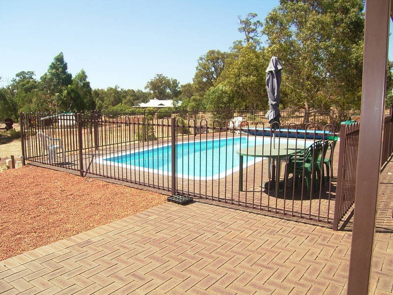 84 Chestnut  Road, Jarrahdale WA 6124