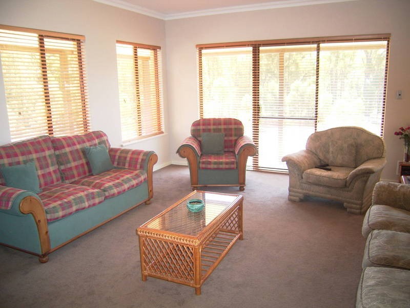 84 Chestnut  Road, Jarrahdale WA 6124