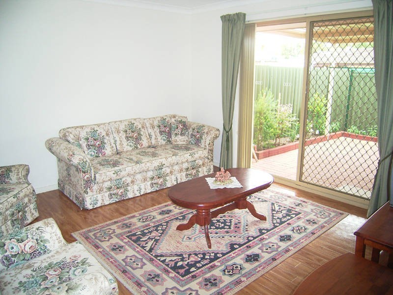 2/11 Nerrima Court, Cooloongup WA 6168