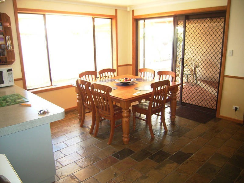 28 St Andrews Loop, Cooloongup WA 6168