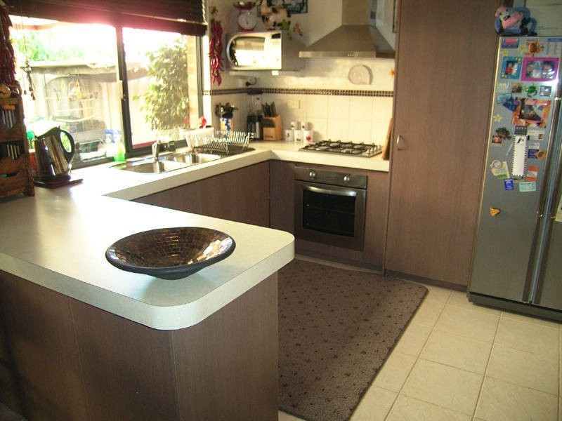 4/6 Bristol Street, Warnbro WA 6169