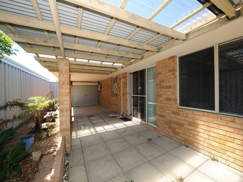 14 Pallarup Grove, Waikiki WA 6169