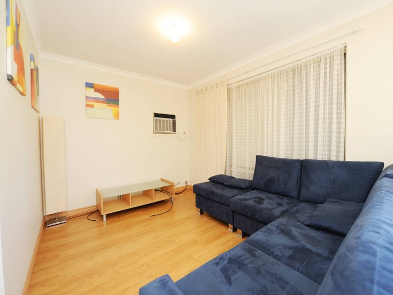 14 Pallarup Grove, Waikiki WA 6169