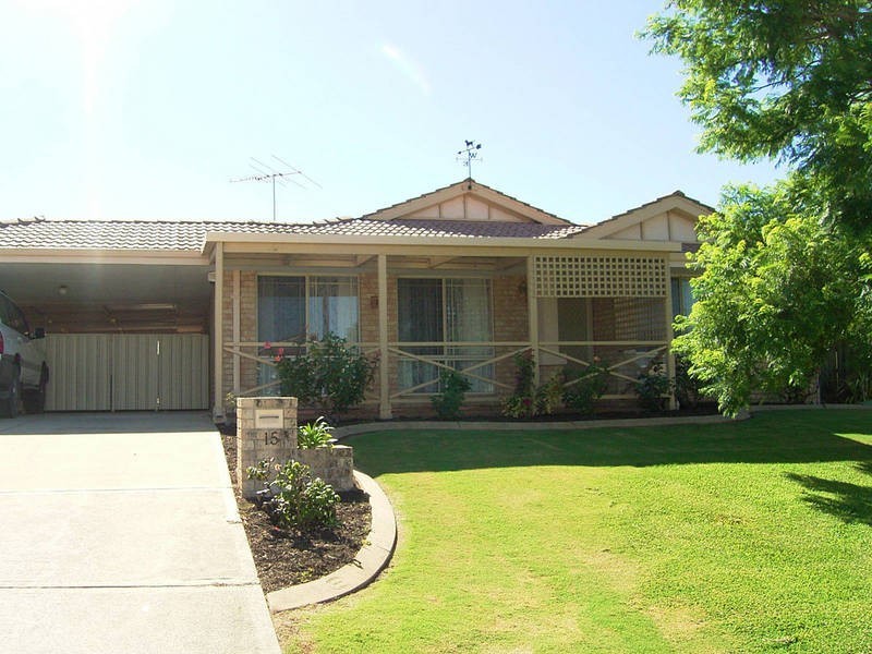 15 Jean Pierre Drive, Warnbro WA 6169