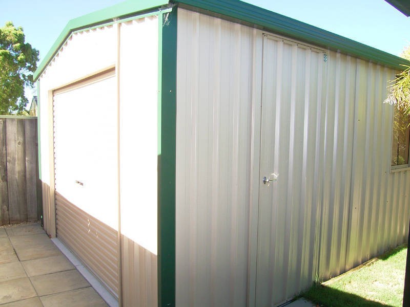 18 Fernando Place, Safety Bay WA 6169