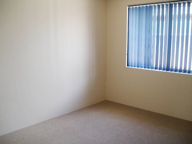 4 Laredo Bend, Port Kennedy WA 6172