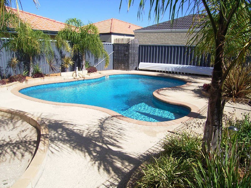 14 Eiffel Crescent, Port Kennedy WA 6172