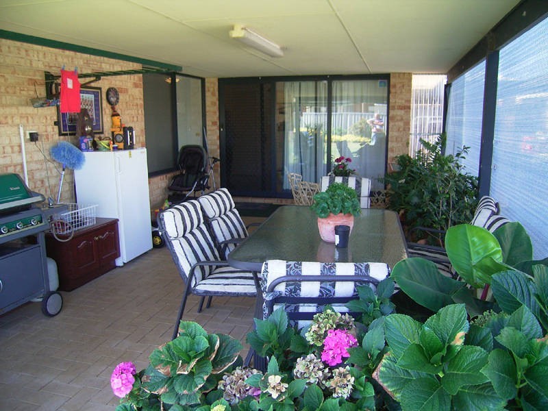 40 Tryall Avenue, Port Kennedy WA 6172