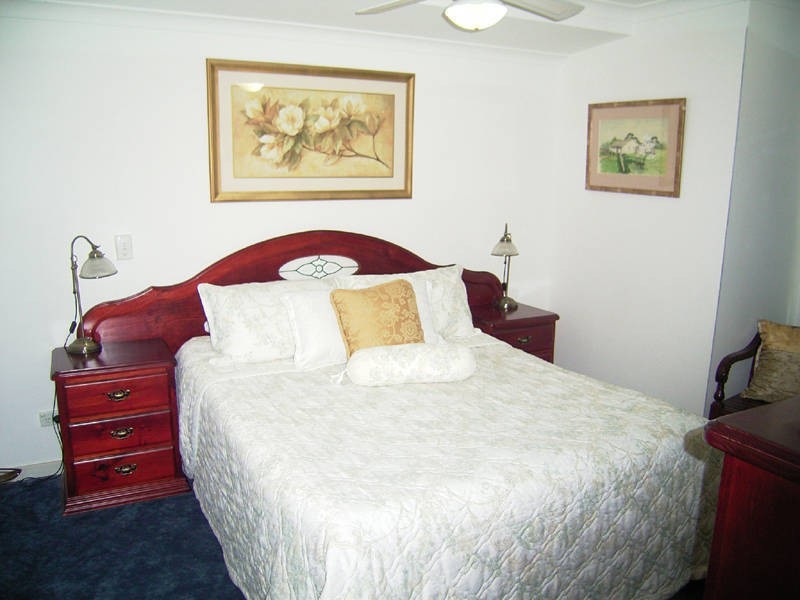 40 Tryall Avenue, Port Kennedy WA 6172