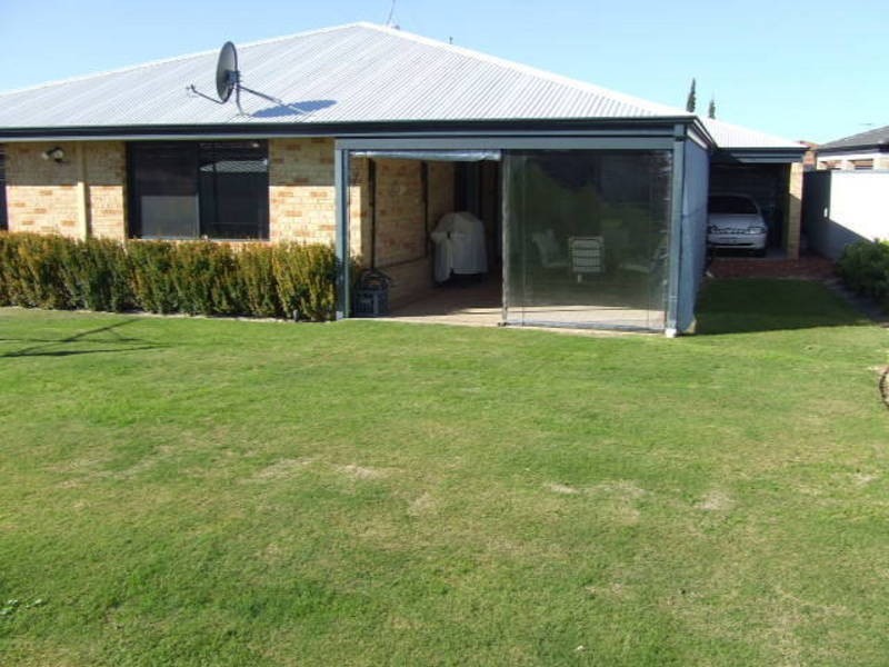 40 Tryall Avenue, Port Kennedy WA 6172